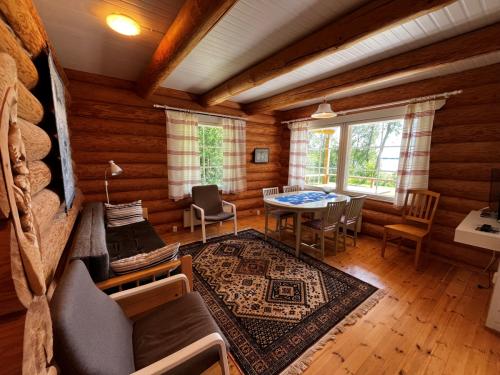 koivunotko_cottage_living_room