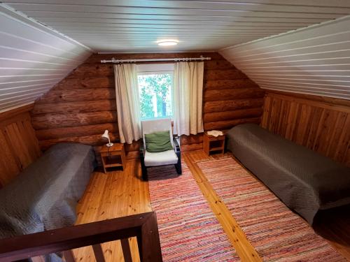 koivunotko_cottage_upstairs