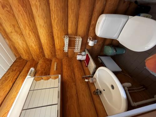 koivunotko_cottage_wc
