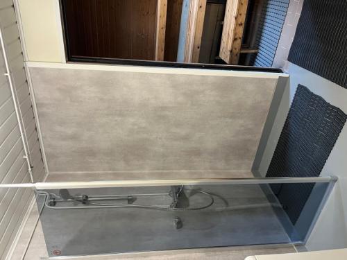 piilopirtti_suihku_2